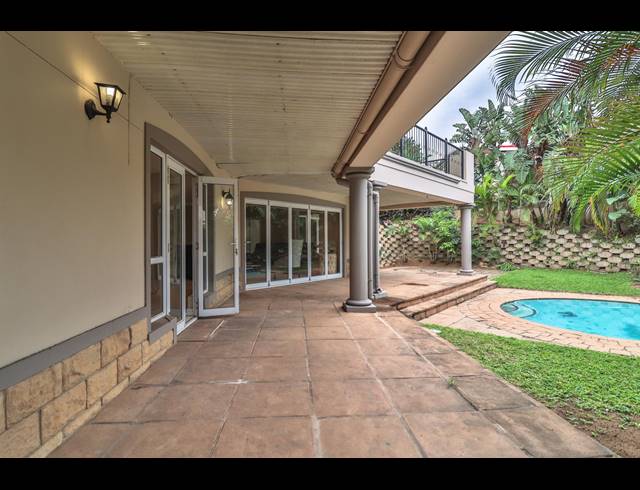 3 BEDROOM TOWNHOUSE TO LET IN UMHLANGA CENTRAL